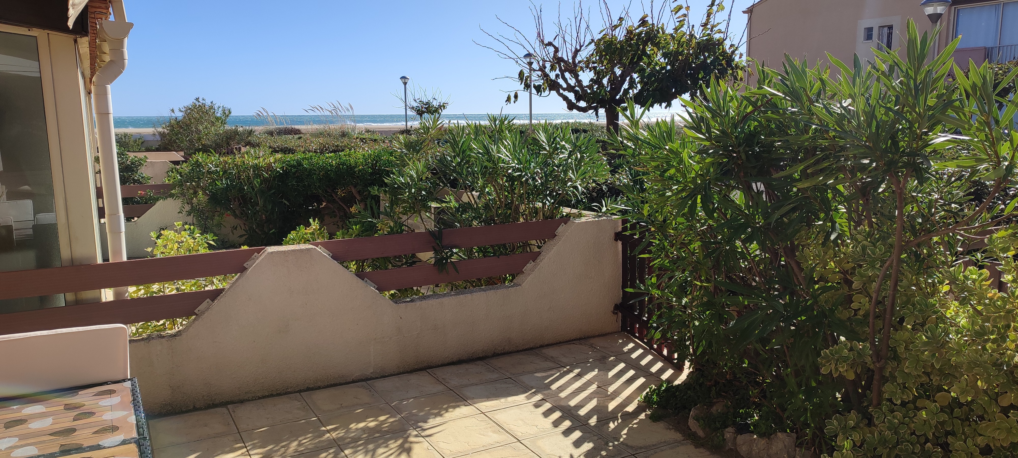 Terrasse et plage à 20m